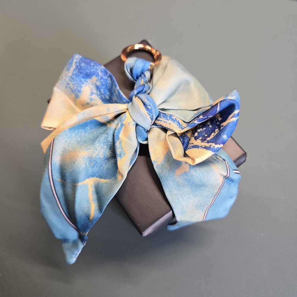 BUY NOW 1 PCS Bow Purse Scarf Bag Charm - Picture 4 of 4